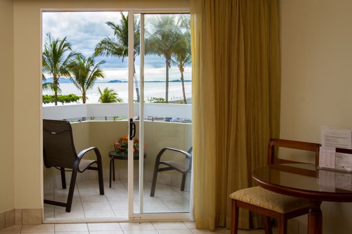 Fiesta Resort Central Pacific - All Inclusive