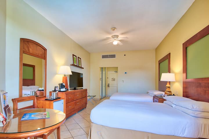 Fiesta Resort Central Pacific - All Inclusive