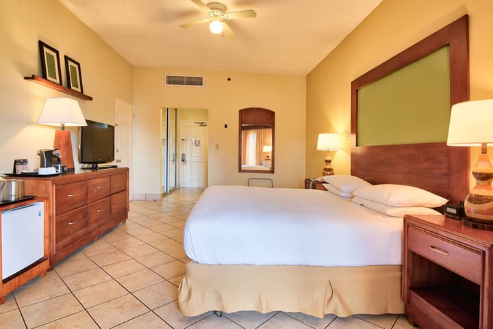 Fiesta Resort Central Pacific - All Inclusive