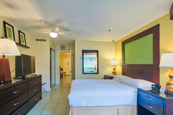 Fiesta Resort Central Pacific - All Inclusive