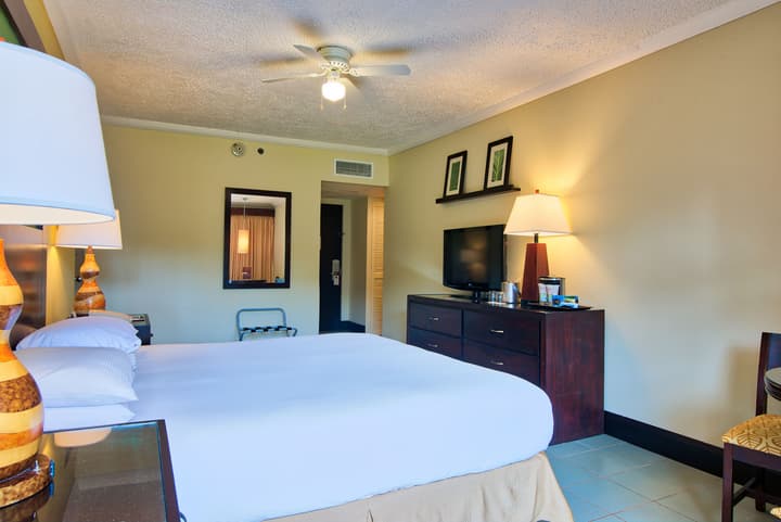 Fiesta Resort Central Pacific - All Inclusive