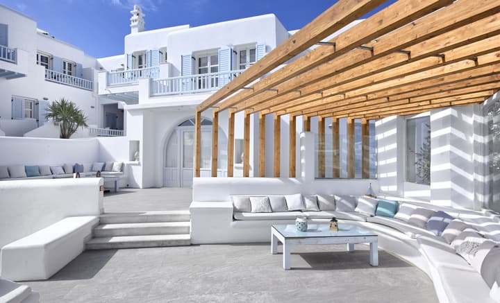 Petinos Beach Hotel