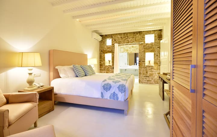 Petinos Beach Hotel