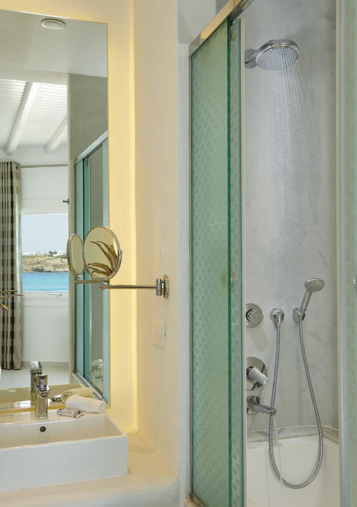 Petinos Beach Hotel