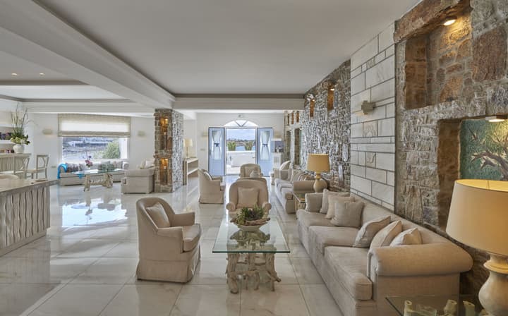 Petinos Beach Hotel