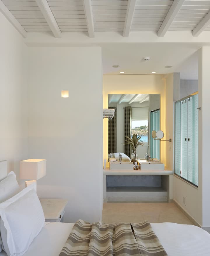 Petinos Beach Hotel