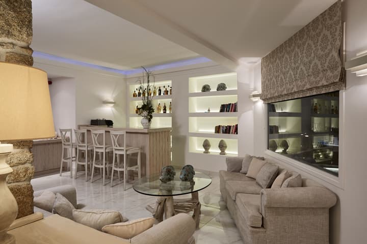 Petinos Beach Hotel