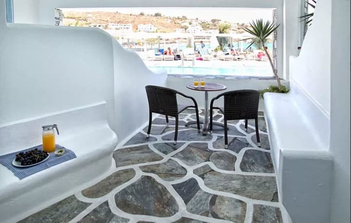 Petinos Beach Hotel