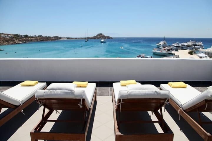 Petinos Beach Hotel
