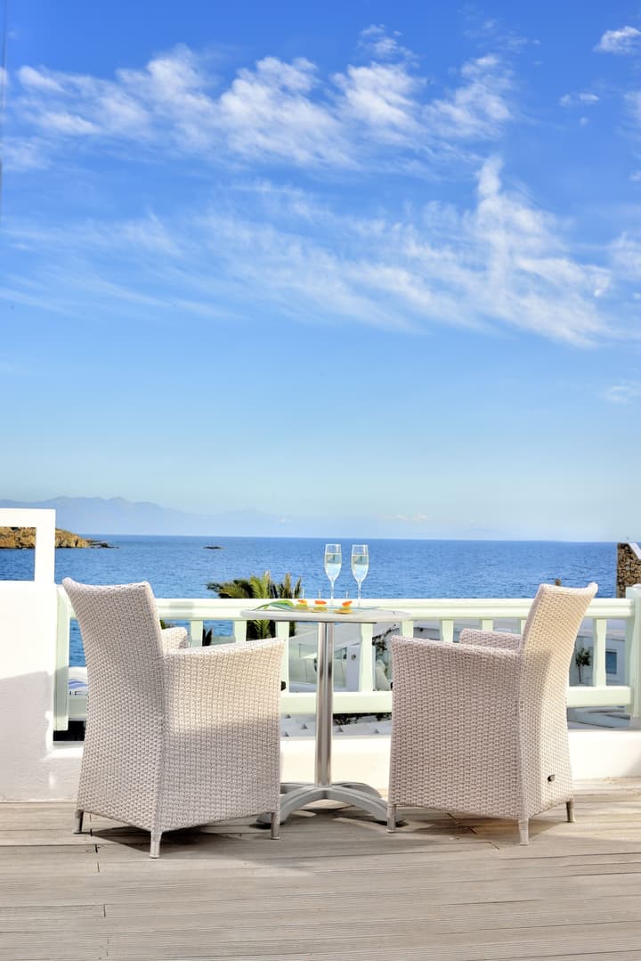 Petinos Beach Hotel