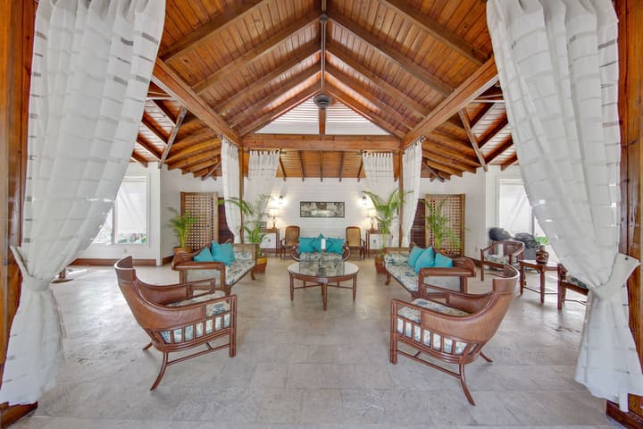 Pineapple Beach Club Antigua - Adults Only – All Inclusive