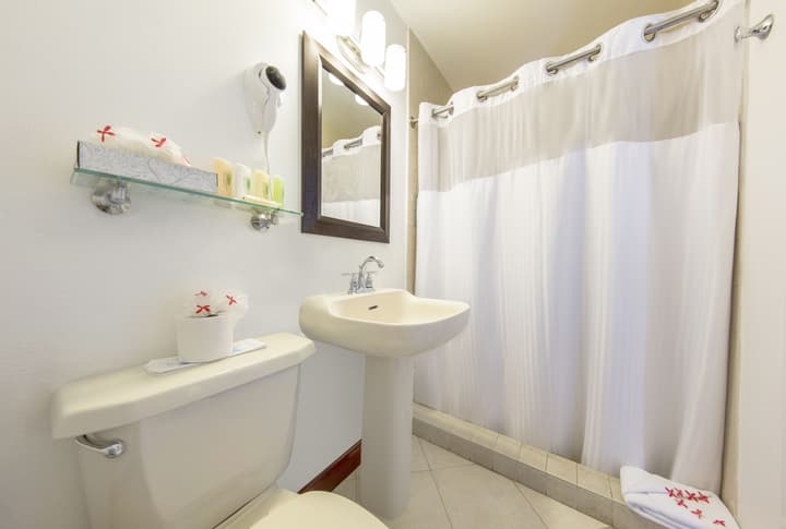Pineapple Beach Club Antigua - Adults Only – All Inclusive