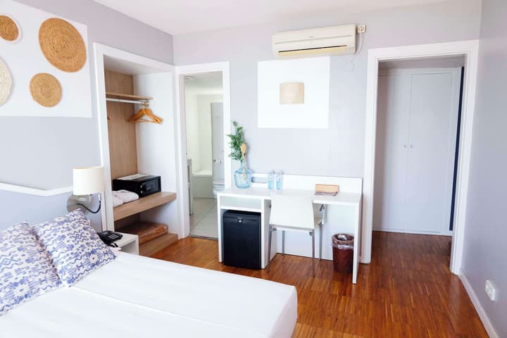 Hotel Subur