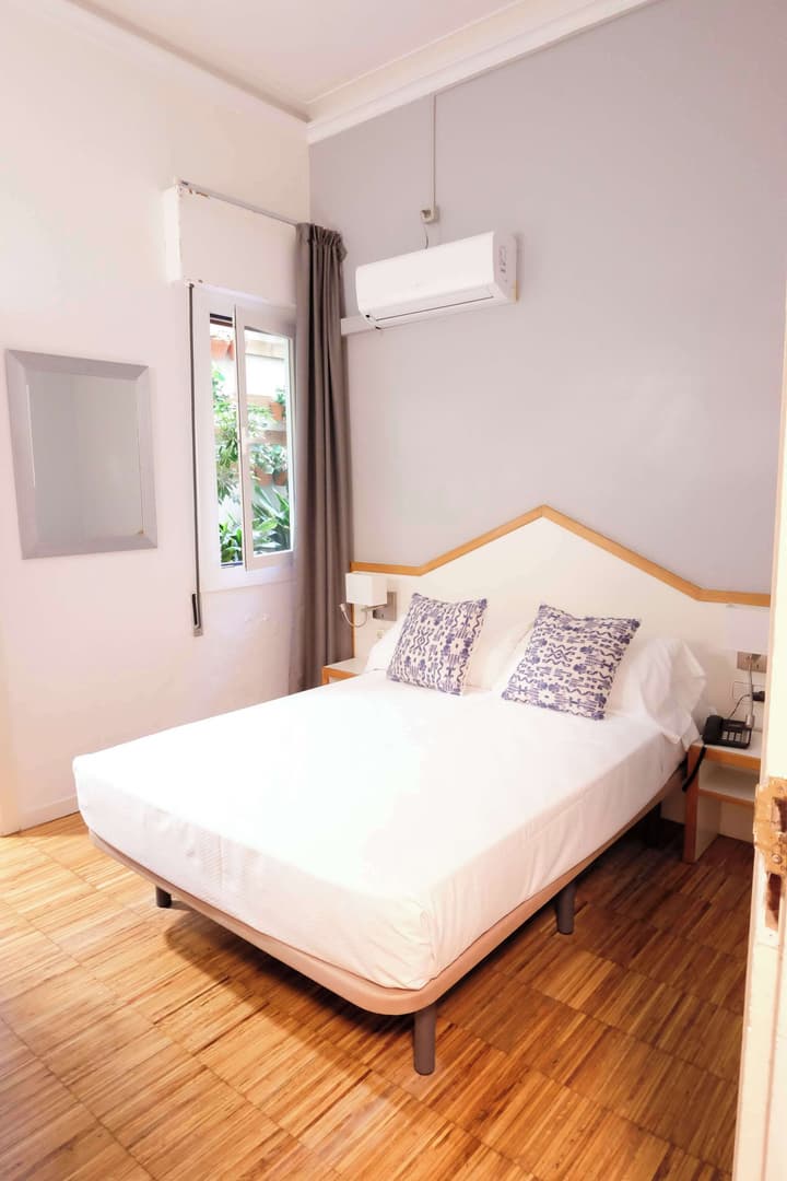 Hotel Subur