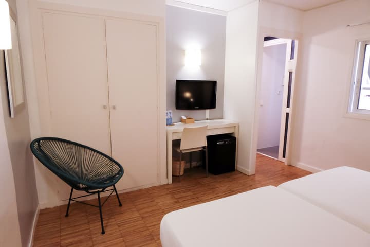 Hotel Subur