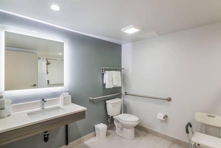 Hourglass Hotel, Trademark Collection by Wyndham