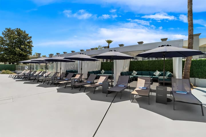 Hourglass Hotel, Trademark Collection by Wyndham