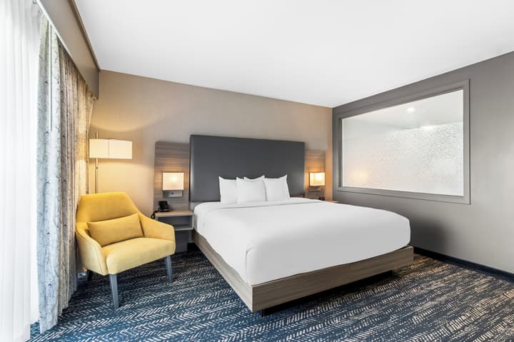 Hourglass Hotel, Trademark Collection by Wyndham