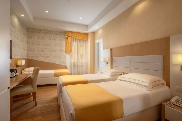 Hotel Diana Roof Garden