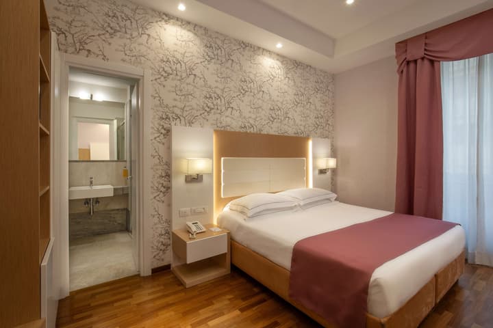 Hotel Diana Roof Garden