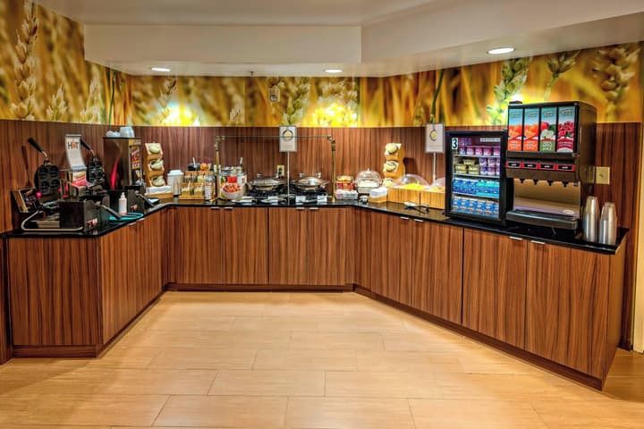 Fairfield Inn & Suites by Marriott Near Universal Orlando