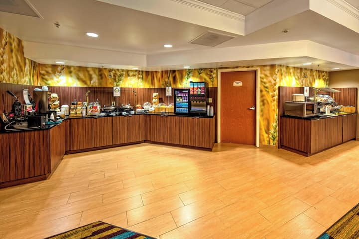 Fairfield Inn & Suites by Marriott Near Universal Orlando