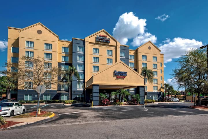 Fairfield Inn & Suites by Marriott Near Universal Orlando
