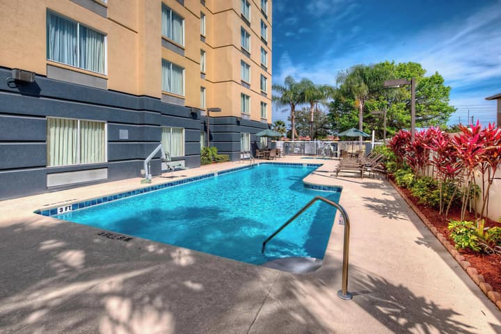 Fairfield Inn & Suites by Marriott Near Universal Orlando