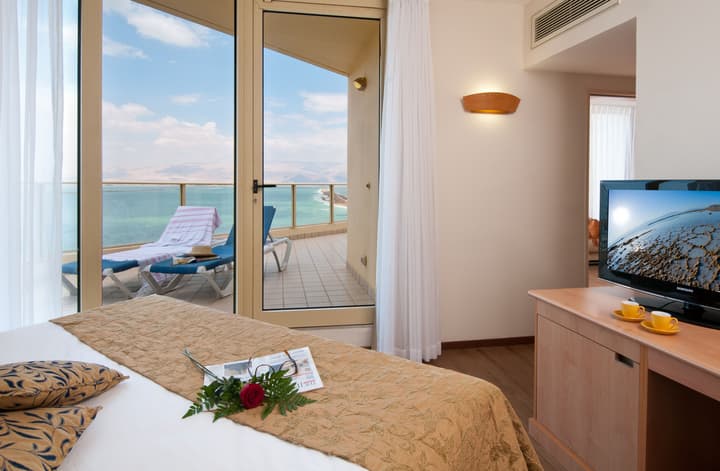Leonardo Plaza Dead Sea
