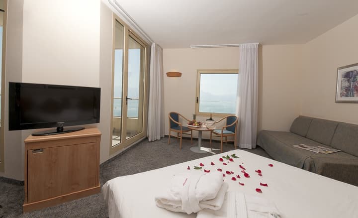 Leonardo Plaza Dead Sea