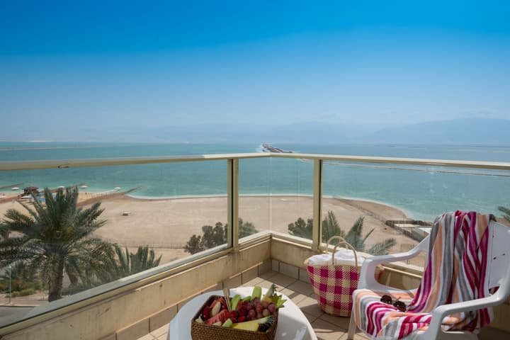Leonardo Plaza Dead Sea
