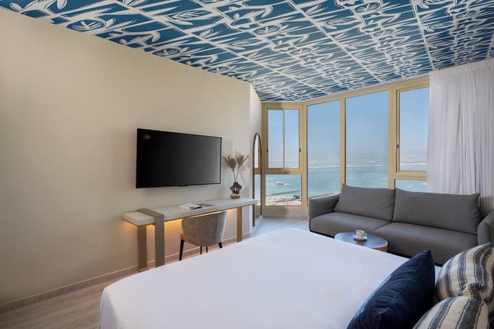 Leonardo Plaza Dead Sea