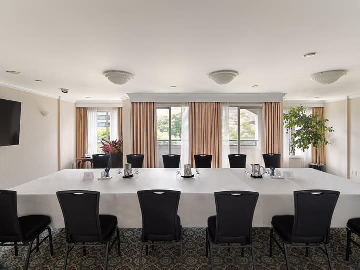 Hotel Grand Pacific