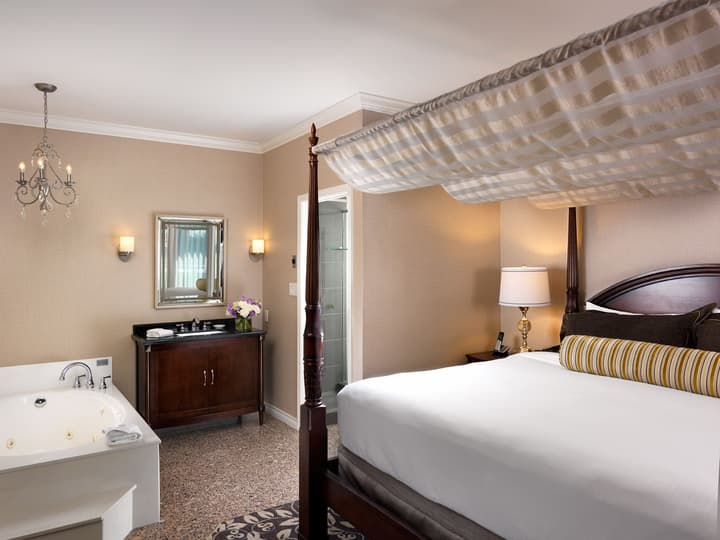Hotel Grand Pacific