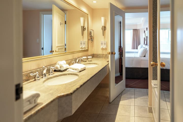 Hotel Grand Pacific