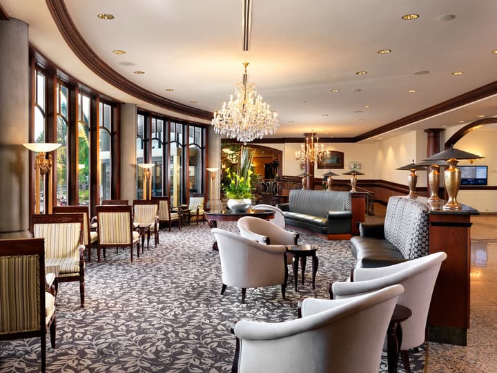 Hotel Grand Pacific