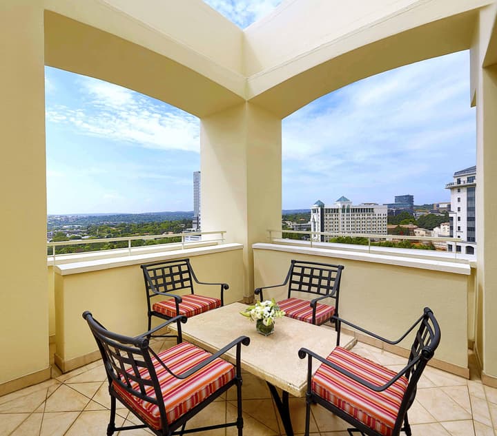 NH Johannesburg Sandton Hotel