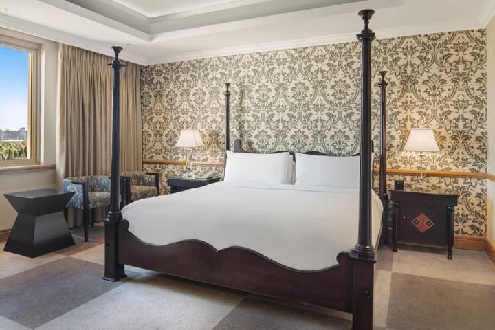 NH Johannesburg Sandton Hotel