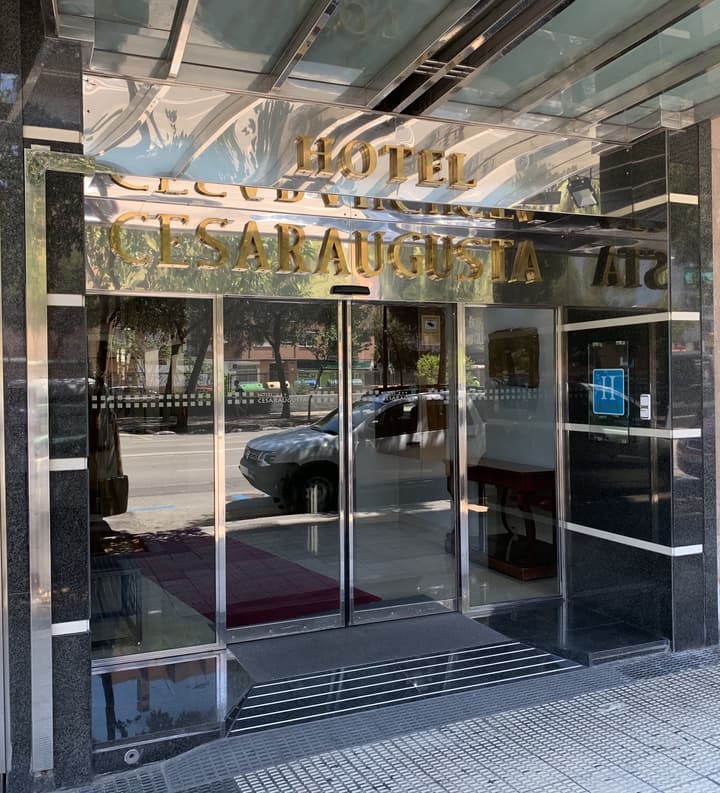 Hotel Cesaraugusta