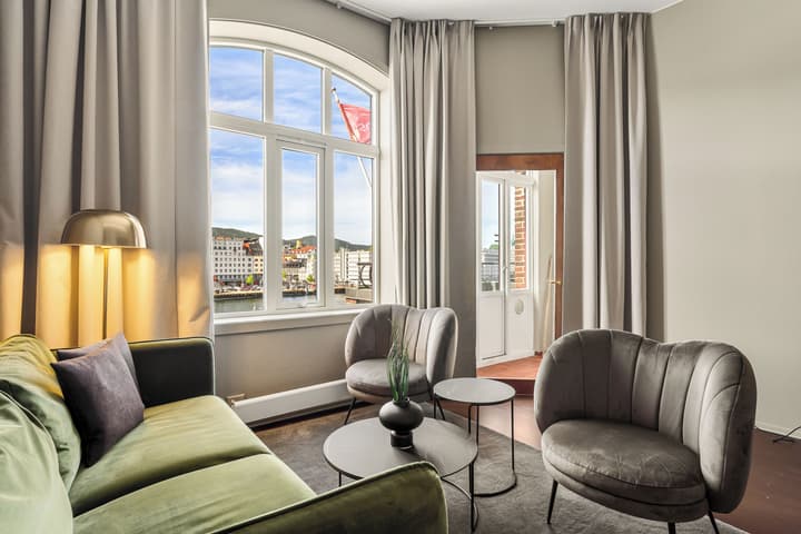 Home Hotel Bryggen