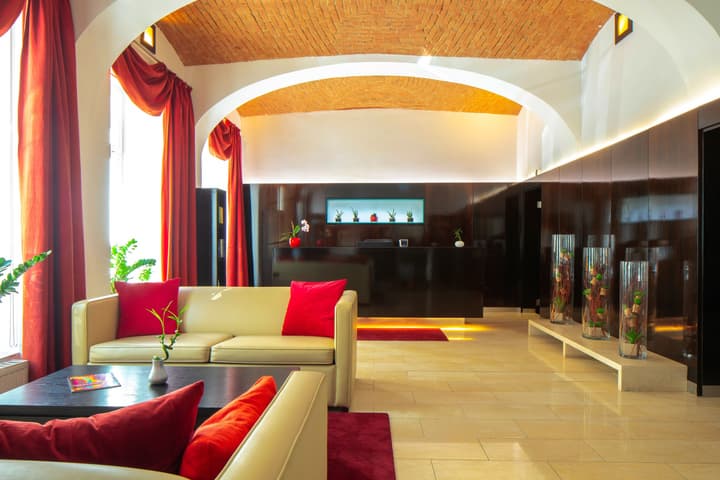 The Levante Rathaus Apartments