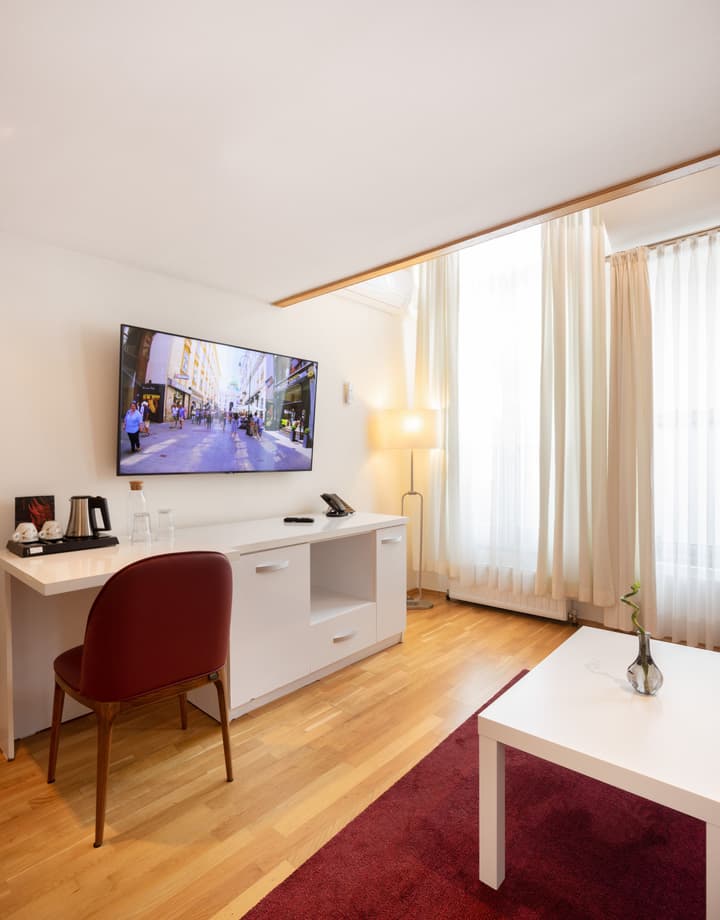The Levante Rathaus Apartments