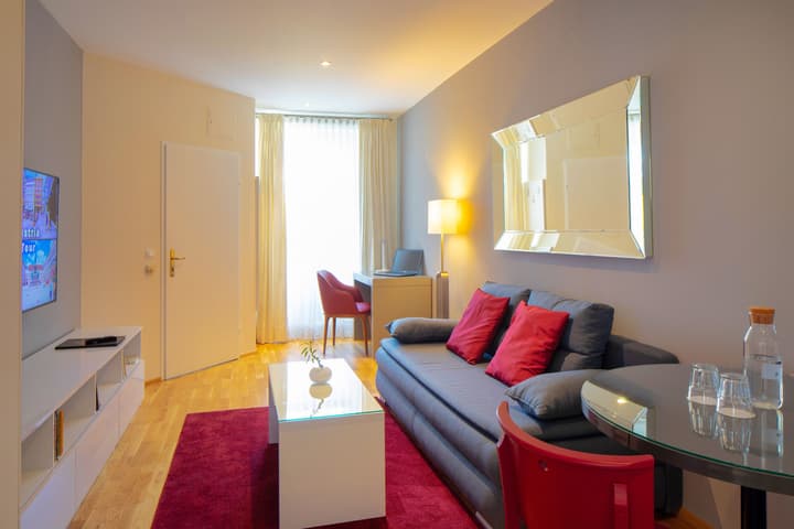 The Levante Rathaus Apartments