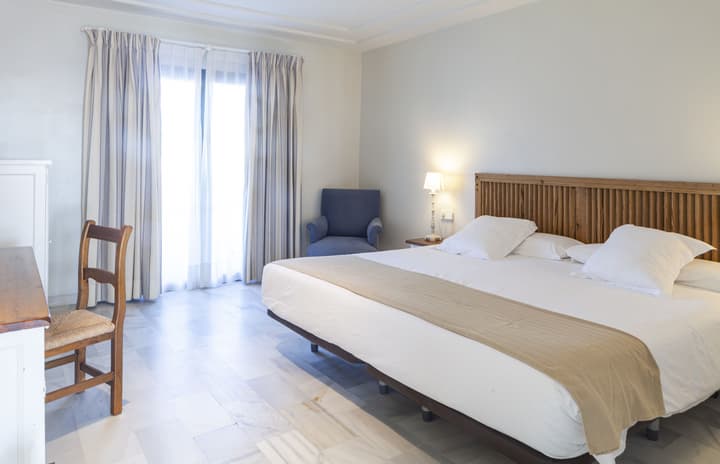 Playa De La Luz Hotel