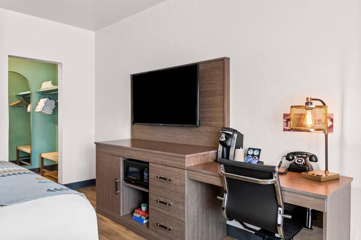 Maverick Hotel Eugene Near University, an Ascend Collection Hotel