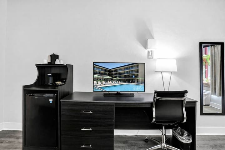 The Harrison Hotel Downtown Hollywood FL, an Ascend Collection Hotel