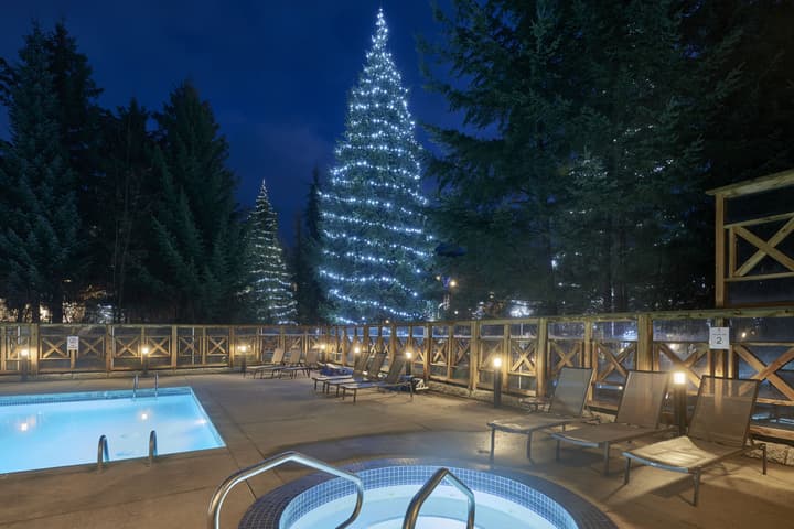 Delta Hotels by Marriott Whistler Village Suites