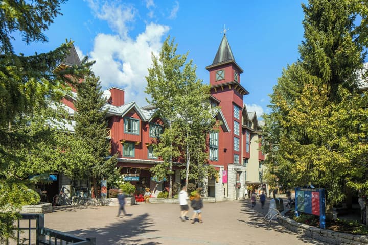 Delta Hotels by Marriott Whistler Village Suites