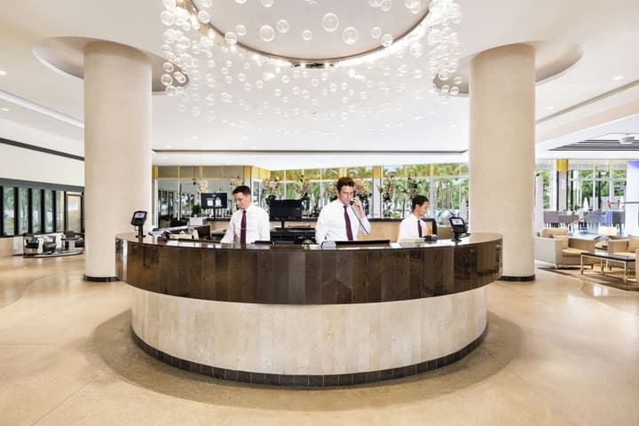 Hotel Riu Plaza Miami Beach