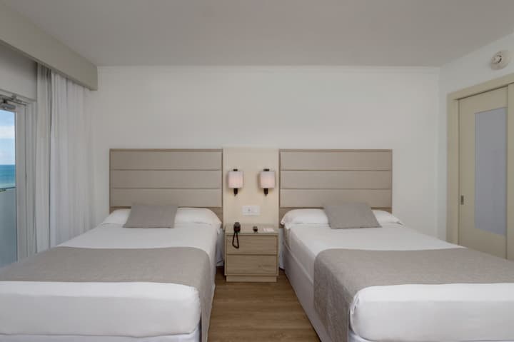 Hotel Riu Plaza Miami Beach
